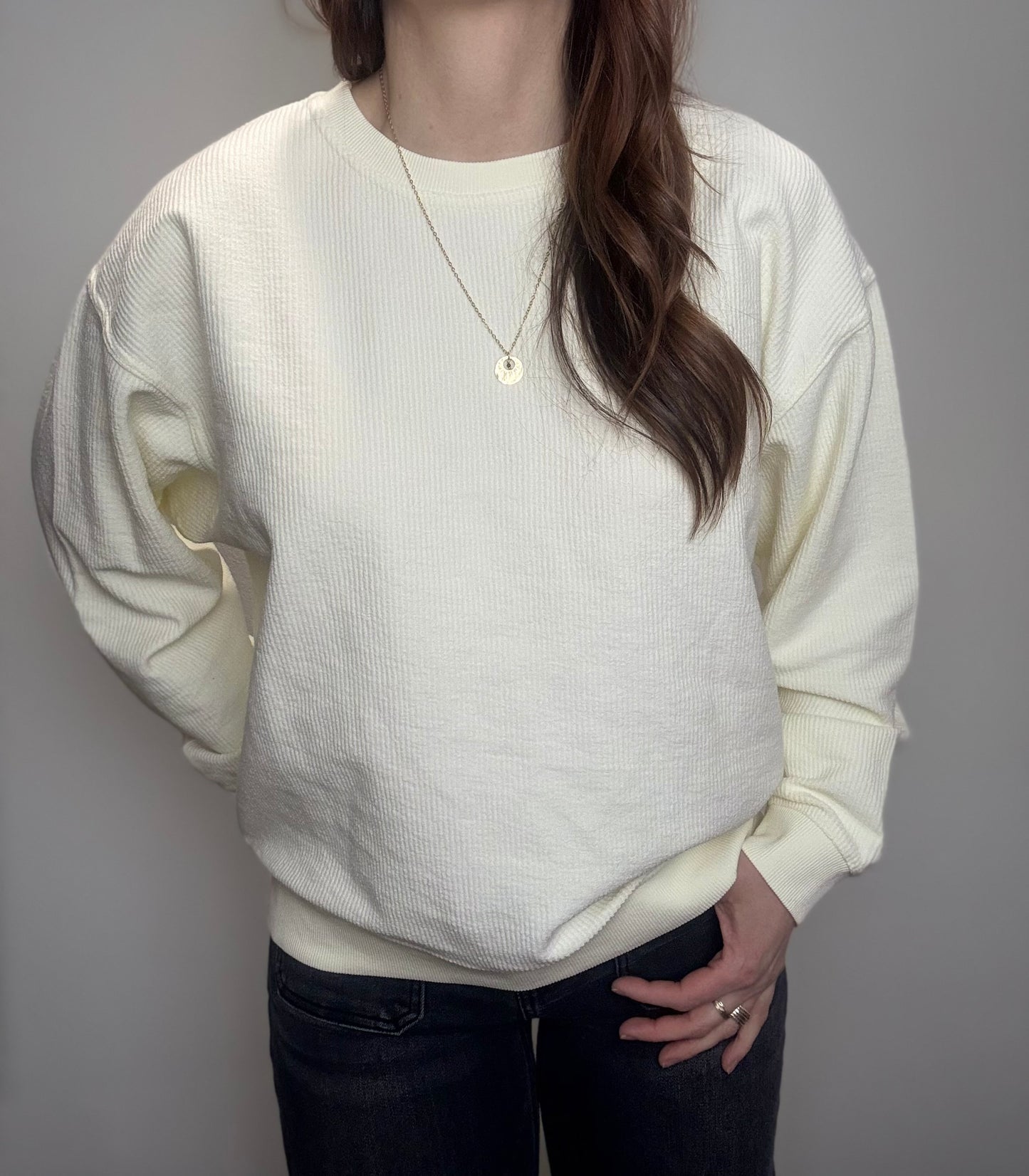 *OVERSIZED VINTAGE WASH SWEATER