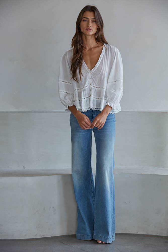 Woven Cotton V-Neck Quarter Sleeve Top